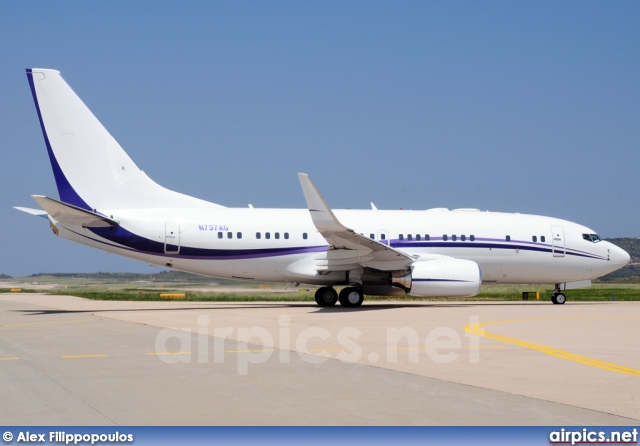 N737AG, Boeing 737-700/BBJ, Private