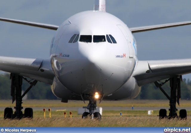 C-GKTS, Airbus A330-300, Air Transat