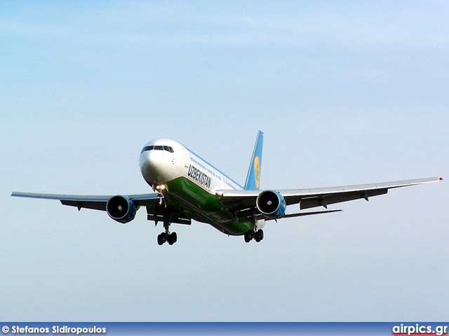 VP-BUF, Boeing 767-300ER, Uzbekistan Airways