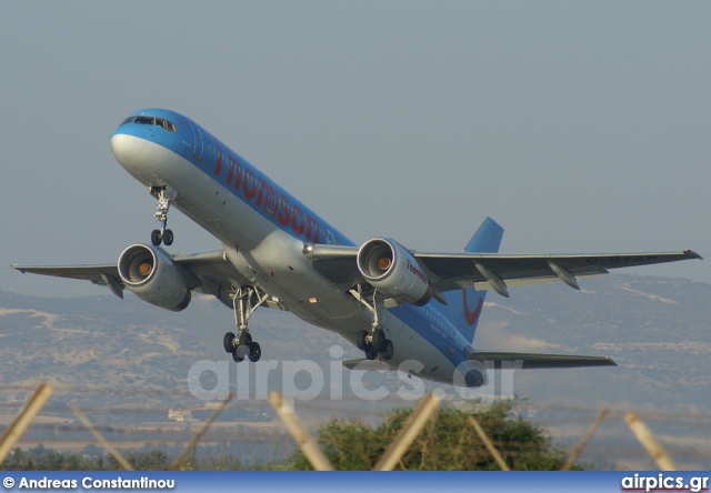 G-BYAP, Boeing 757-200, Thomsonfly