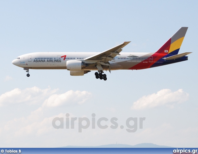 HL7755, Boeing 777-200ER, Asiana Airlines