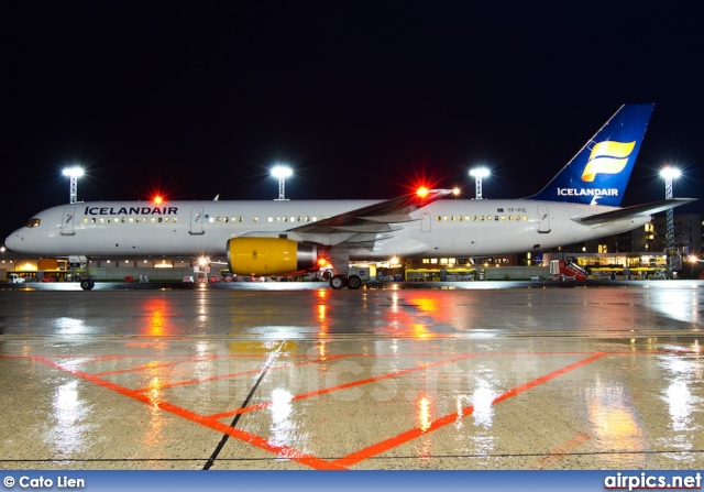 TF-FIC, Boeing 757-200, Icelandair