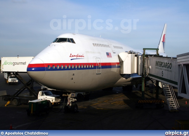 9M-MPH, Boeing 747-400, Malaysia Airlines