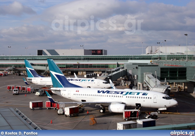 C-GLWS, Boeing 737-700, WestJet