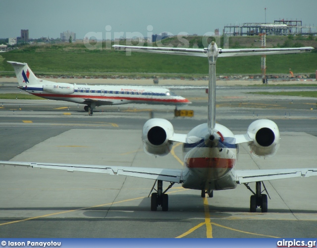 N737MW, Embraer ERJ-135-LR, American Eagle