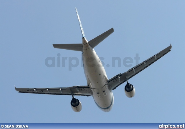AP-BEB, Airbus A310-300, Pakistan International Airlines (PIA)