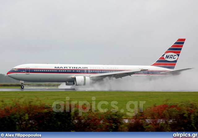 PH-MCL, Boeing 767-300ER, Martinair