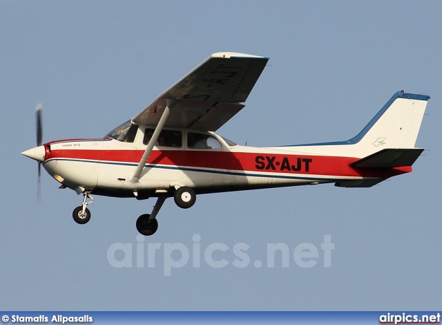 SX-AJT, Cessna (Reims) 172-K Hawk XP, Private