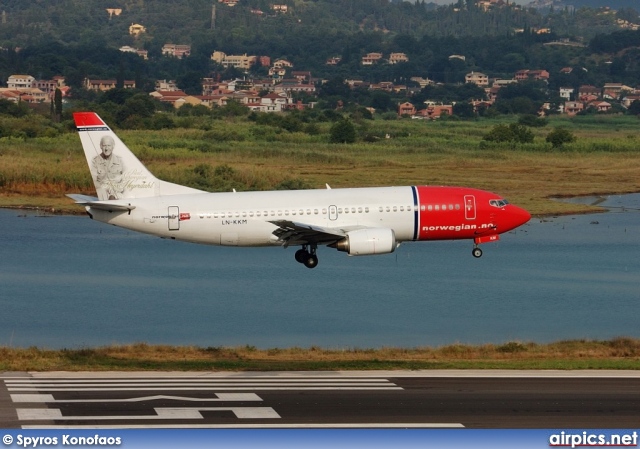 LN-KKM, Boeing 737-300, Norwegian Air Shuttle