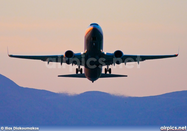 OE-LNQ, Boeing 737-800, Lauda Air