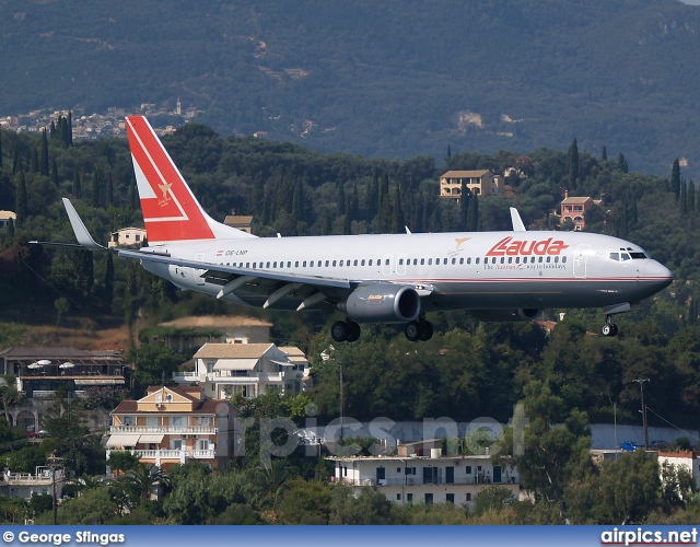 OE-LNP, Boeing 737-800, Lauda Air