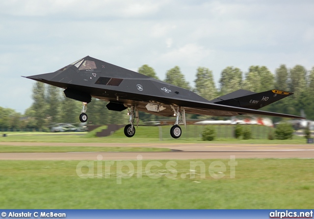 84-0825, Lockheed F-117-A, United States Air Force