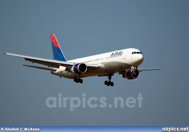 N178DZ, Boeing 767-300ER, Delta Air Lines