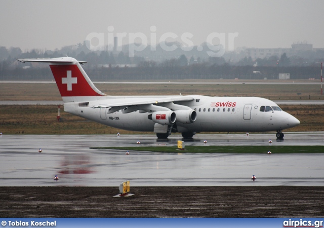 HB-IXN, British Aerospace Avro RJ100, Swiss International Air Lines