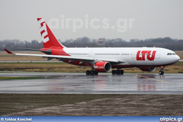 D-ALPC, Airbus A330-200, LTU International Airways