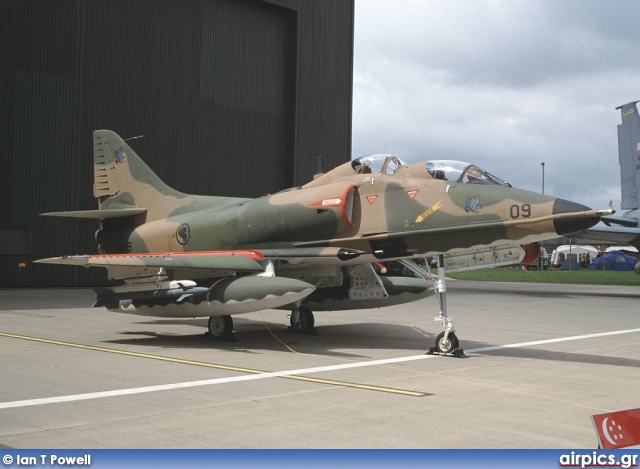 909, Douglas TA-4-SU Super Skyhawk, Republic of Singapore Air Force