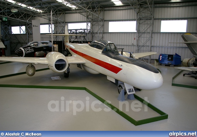 G-ARCX, Armstrong-Whitworth NF.11 Meteor, Ferranti