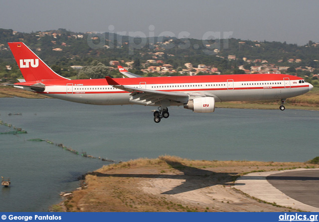 D-AERQ, Airbus A330-300, LTU International Airways