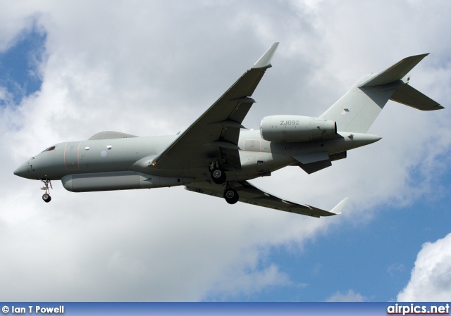 ZJ692, Bombardier BD-700-R1 Sentinel, Royal Air Force