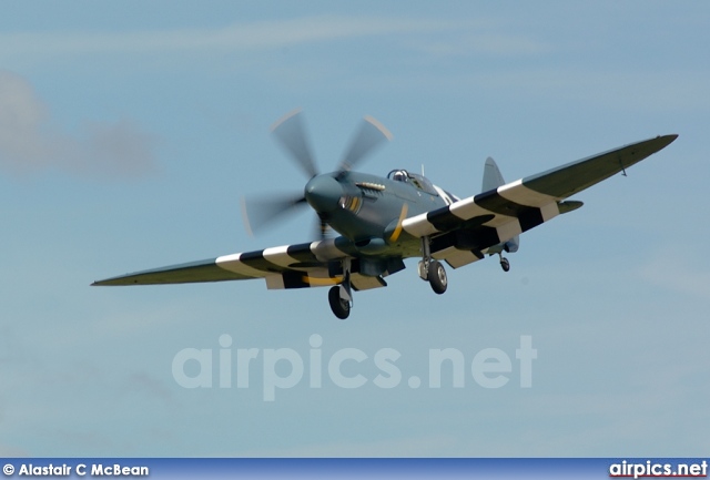 PM631, Supermarine Spitfire-PRXIX , Royal Air Force