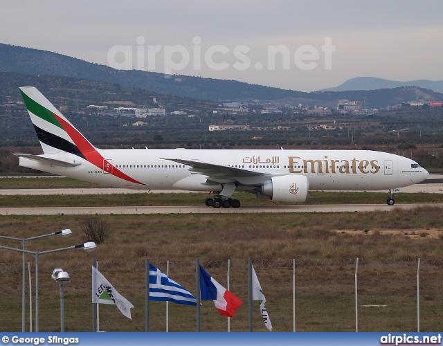 A6-EWC, Boeing 777-200LR, Emirates