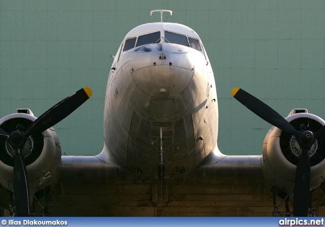 KJ960, Douglas C-47-B Skytrain, Hellenic Air Force