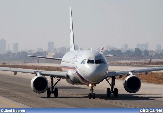 EI-DXY, Airbus A320-200, Rossiya Airlines