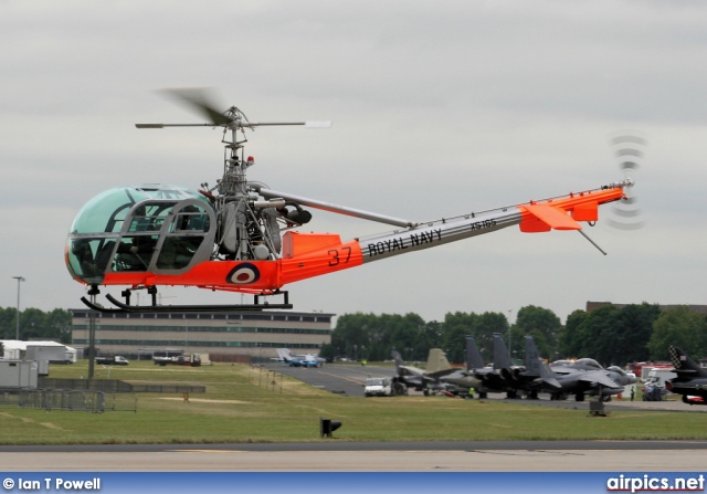 G-ASAZ, Hiller UH-12-E, Private