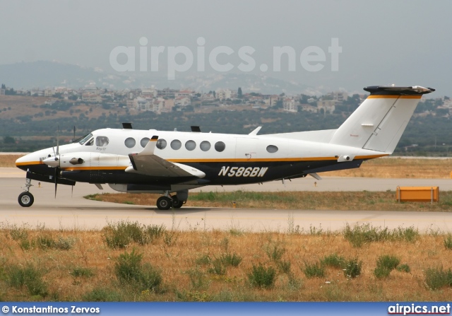 N586BW, Beechcraft 350 Super King Air-B300, Private