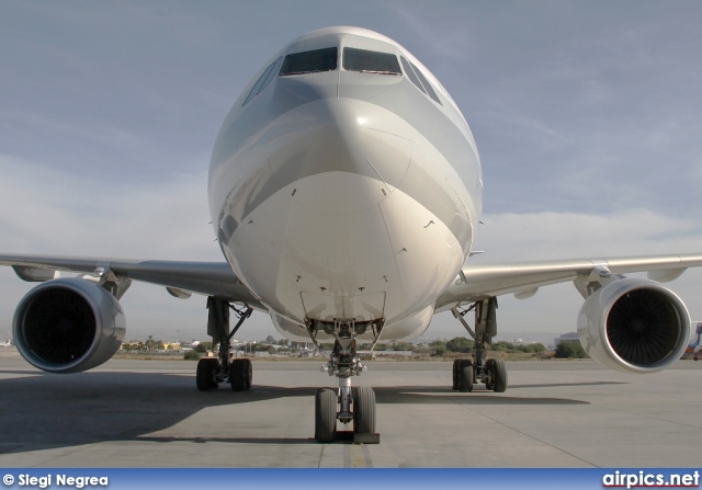 4X-ABE, Airbus A330-200, Israir