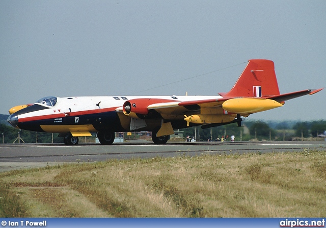 WH734, English Electric Canberra-B(TT).2, Royal Air Force