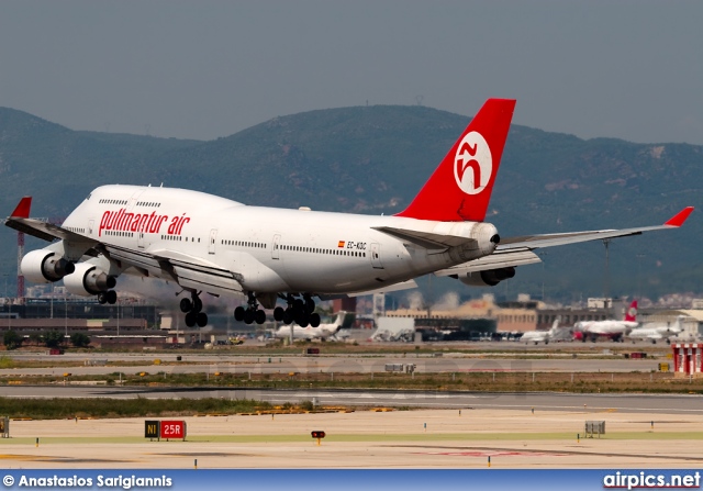 EC-KQC, Boeing 747-400, Pullmantur Air