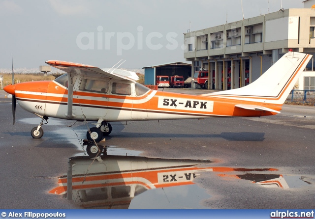 SX-APK, Cessna 182-E Skylane, Private