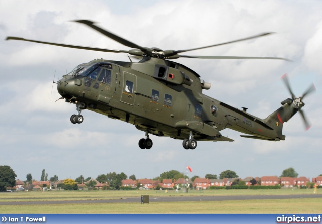 ZJ135, Westland Merlin-HC.3, Royal Air Force