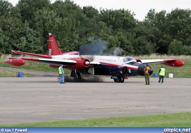 WT333, English Electric Canberra-B(I).8, Private