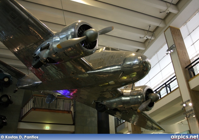 NC5171N, Lockheed L-10-A Electra, Private