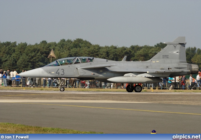43, Saab JAS 39-D Gripen, Hungarian Air Force