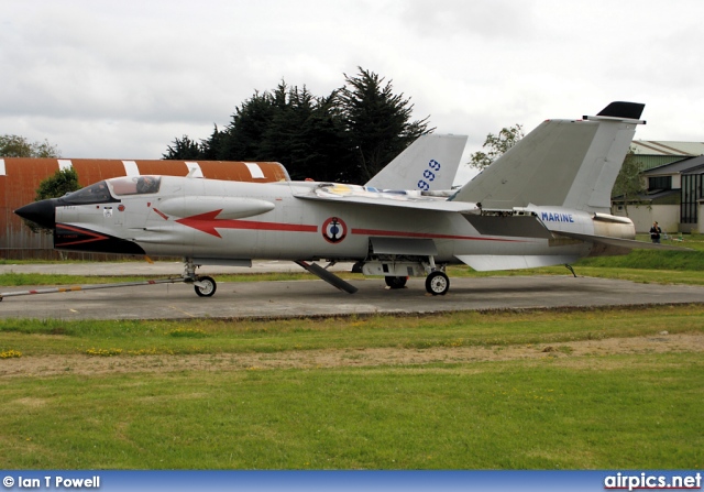 11, Ling-Temco-Vought F-8-P Crusader, French Navy - Aviation Navale