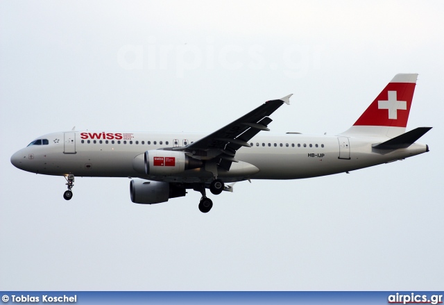 HB-IJP, Airbus A320-200, Swiss International Air Lines