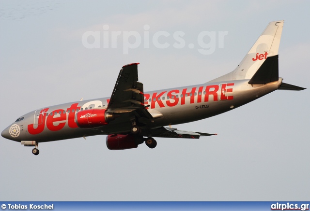 G-CELB, Boeing 737-300, Jet2.com