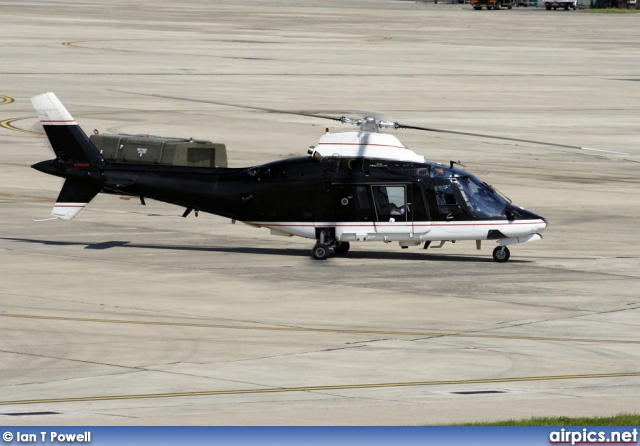 ZE413, Agusta A109-A Hirundo, Army Air Corps (UK)