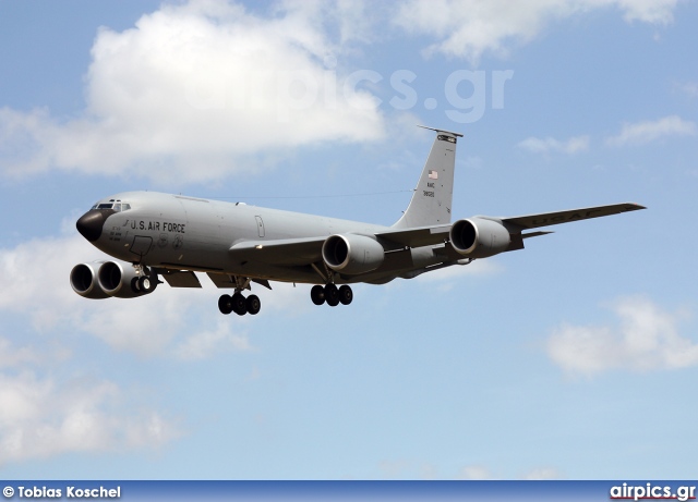 57-5865, Boeing KC-135-R Stratotanker, United States Air Force