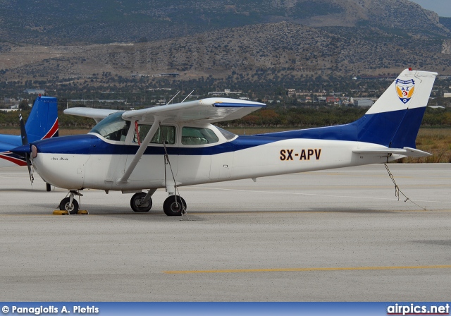 SX-APV, Cessna 172-N Skyhawk, Private
