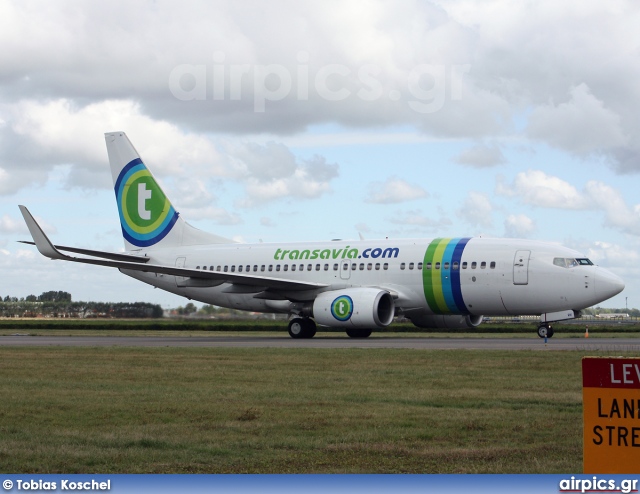 PH-XRV, Boeing 737-700, Transavia