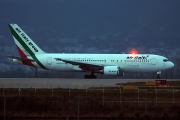 I-AIGH, Boeing 767-200ER, Air Italy