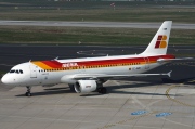 EC-KNM, Airbus A320-200, Iberia