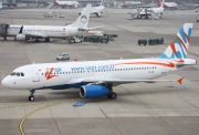 TC-IZL, Airbus A320-200, IZair