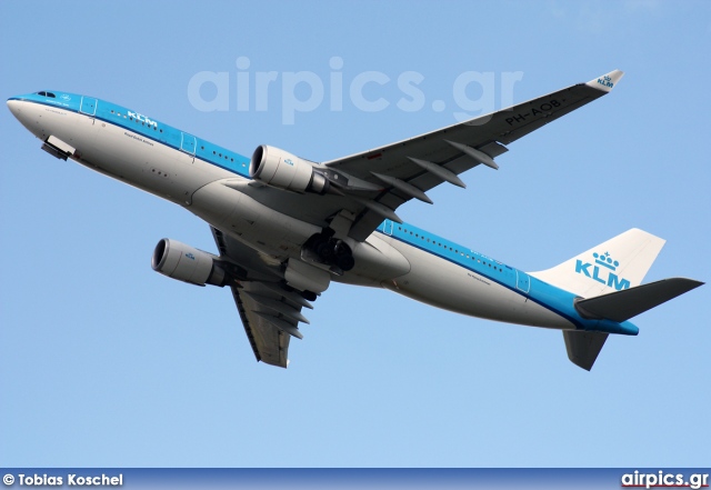 PH-AOB, Airbus A330-200, KLM Royal Dutch Airlines