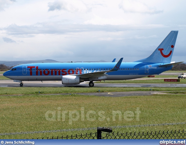 G-FDZD, Boeing 737-800, Thomsonfly