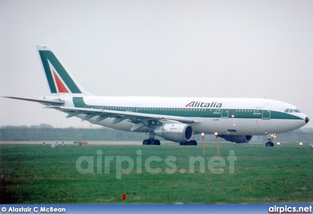 I-BUSF, Airbus A300B4-200, Alitalia